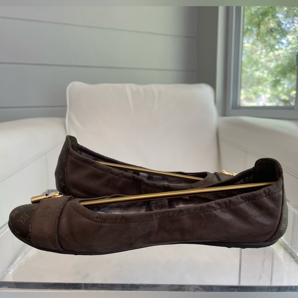 Louis Vuitton Brown Ballet Flats - Picture 3 of 3